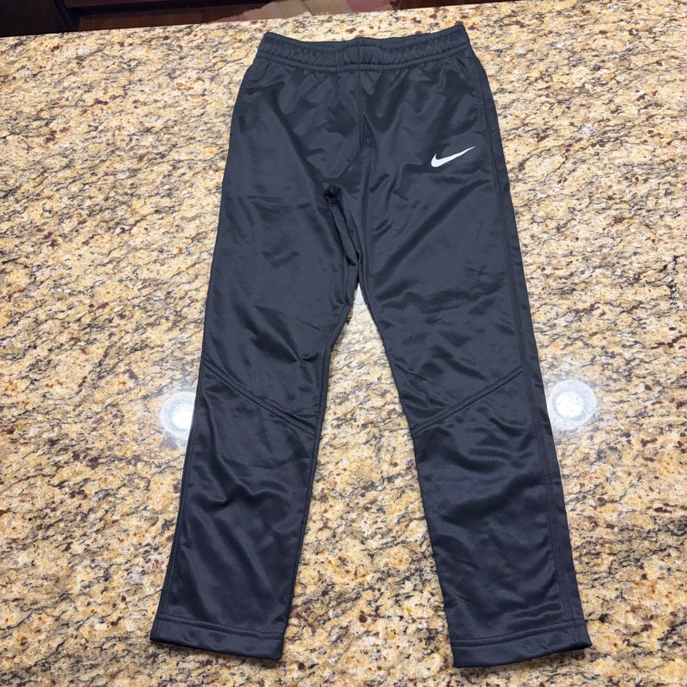 NEW Nike Therma-FIT Black Training Pants Boy Medium Joggers Sweatpants